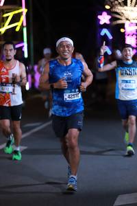 BIB: 41172, 42572
                            <button type="button" onclick="openModal(20273375)" class="btn btn-primary btn-sm float-right btn-popup" data-toggle="modal" data-target=".modal-high-quality">
                        <i class="fas fa-shopping-cart"></i> Add to Cart
                    </button>
                                            <button type="button" onclick="isThisMe(20273375, true)" class="btn btn-success btn-sm float-right btn-popup btn-isme hidden" data-toggle="tooltip" data-placement="bottom" title="นี่คือรูปของคุณใช่ไหม คลิกที่นี่เพื่อเอาเข้าอัลบั้ม">
                        <i class="fas fa-plus"></i> Add to album
                    </button>
                    <button type="button" onclick="isThisMe(20273375, false)" class="btn btn-warning btn-sm float-right btn-popup btn-isnotme hidden">
                        <i class="fas fa-ban"></i> Remove from album
                    </button>